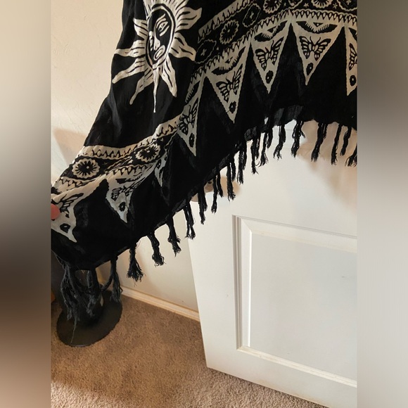 Swim coverup - Picture 3 of 4